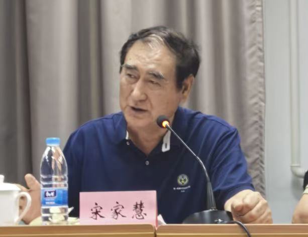 1751966281359355.jpg 座谈会6.jpg